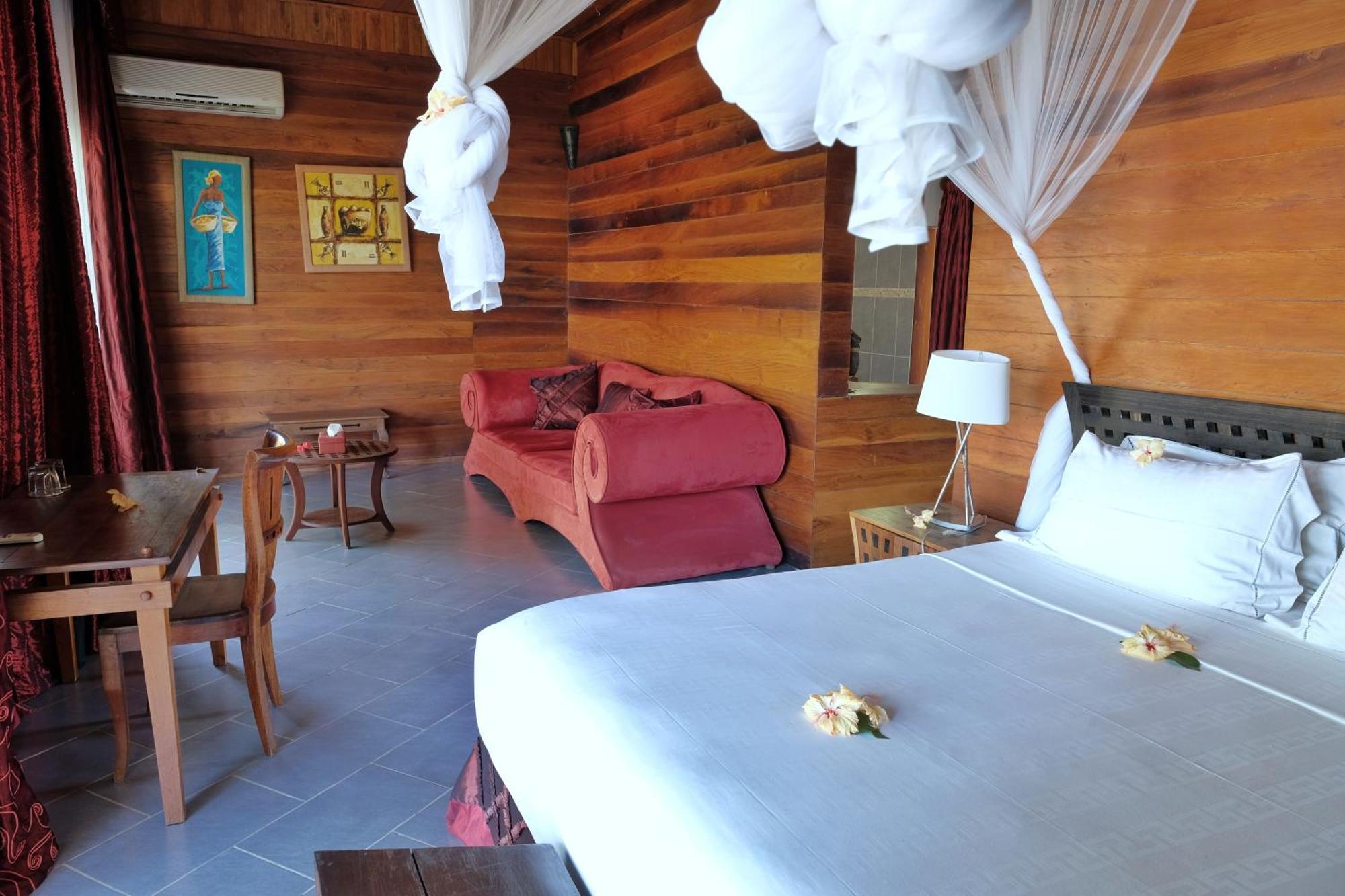 Sangany Lodge Befotaka Bay Exteriör bild