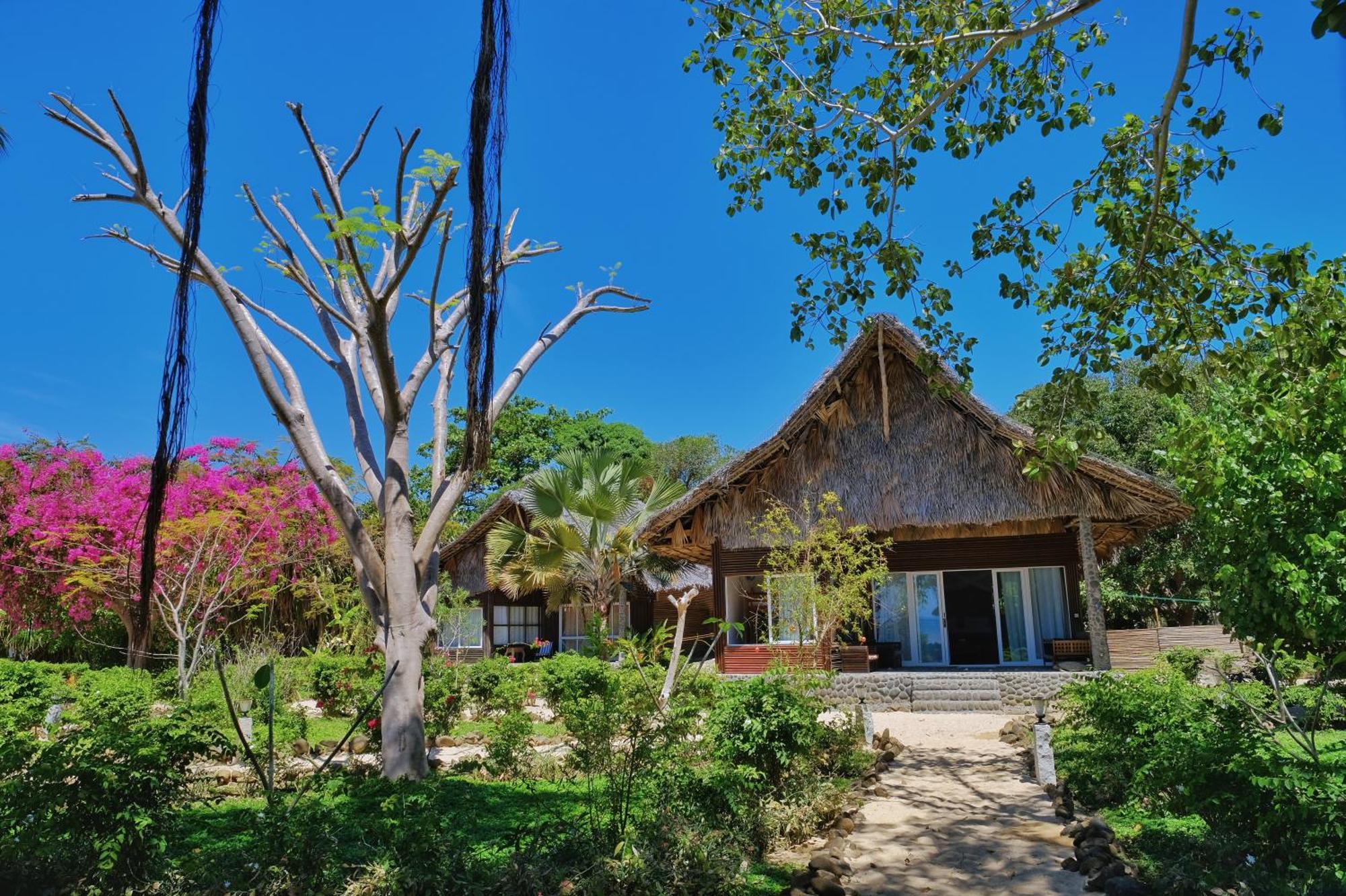 Sangany Lodge Befotaka Bay Exteriör bild